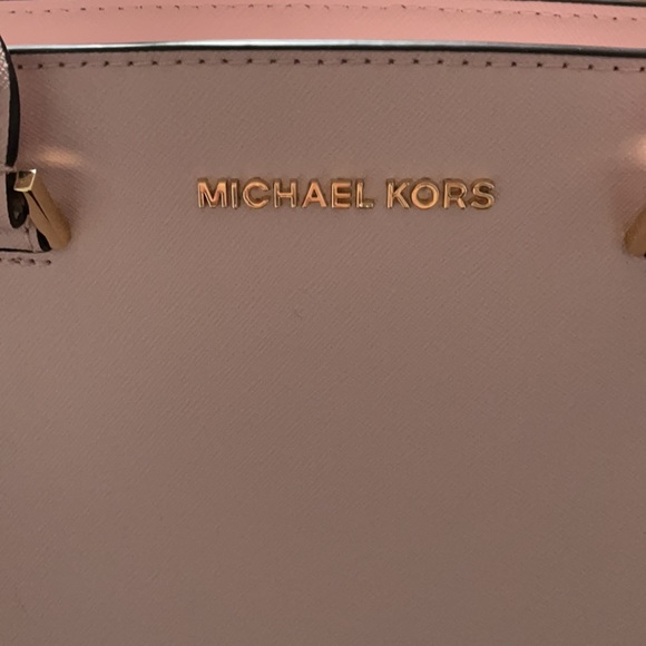 Michael Kors purse - Picture 3 of 8